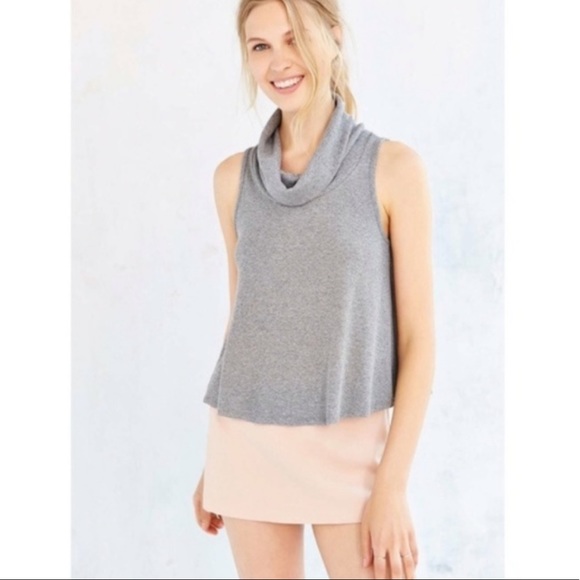 Urban Outfitters • Gray Ribbed Cowl Neck Tank Top - Picture 2 of 6